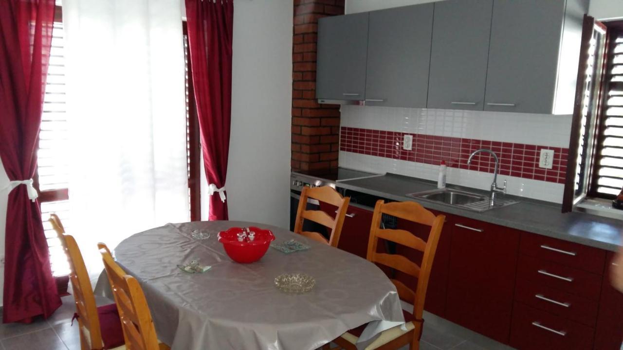 Apartmani Slavica Makarska Exterior foto